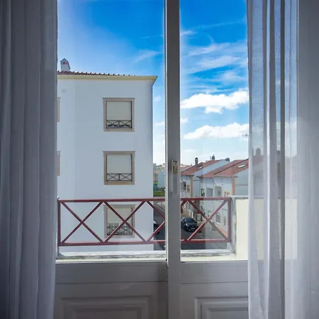 Sun & Surf 페니케