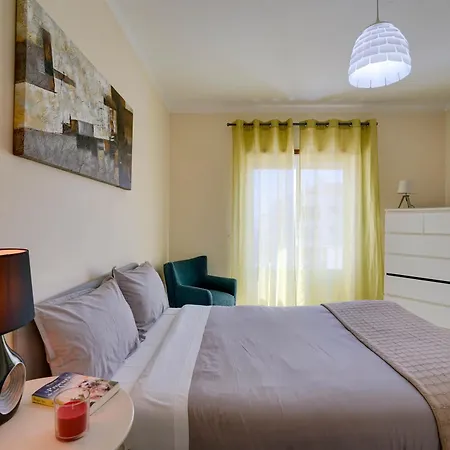 Sun & Surf 아파트 페니케