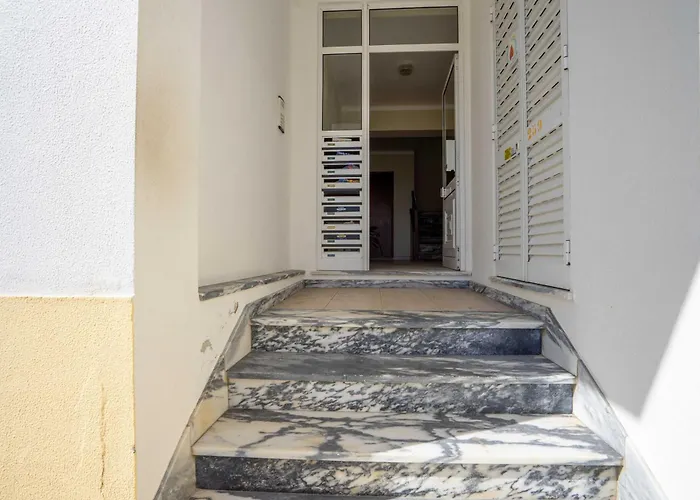 Sun & Surf Апартаменты *